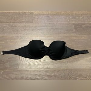 Victoria’s Secret bikini top